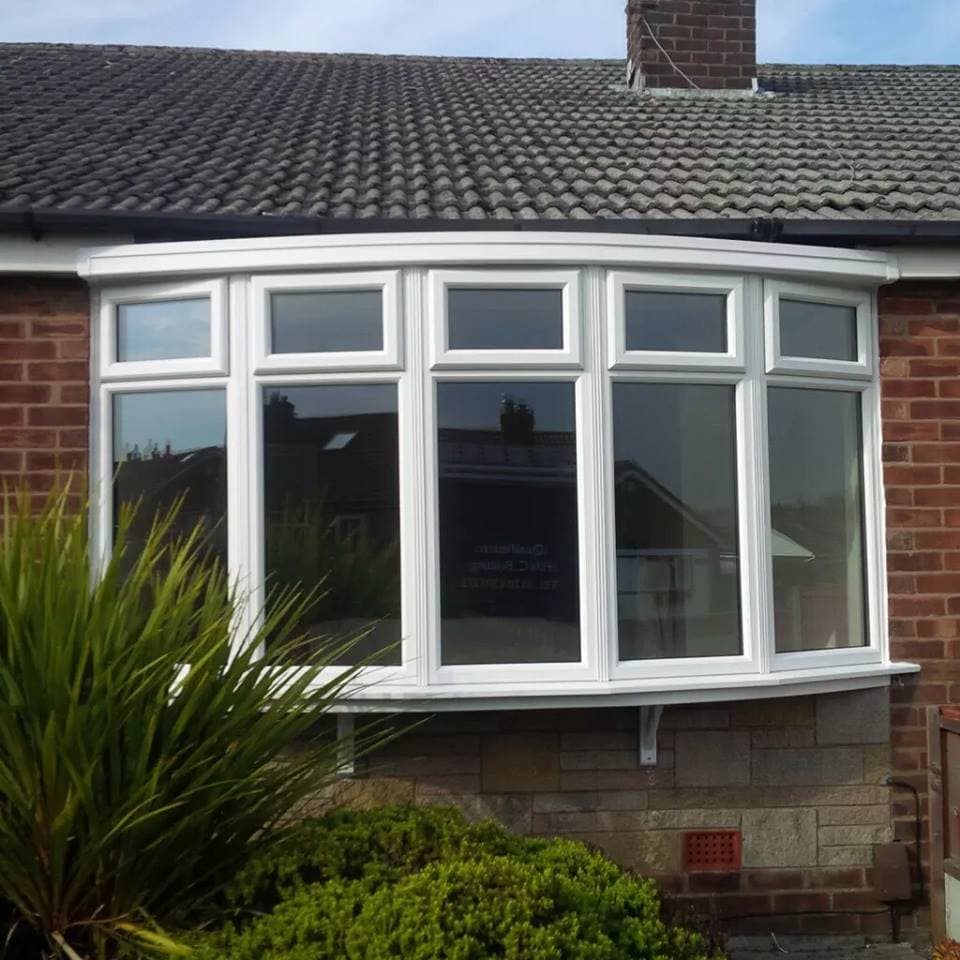 Ainsworth Windows est 1982 Bolton