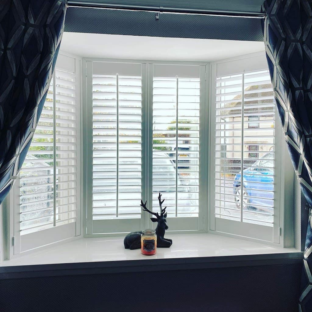 Alam Blinds and Shutters