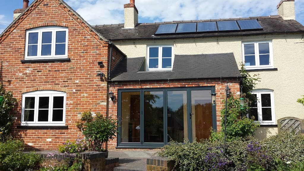 Longton Glass Ltd