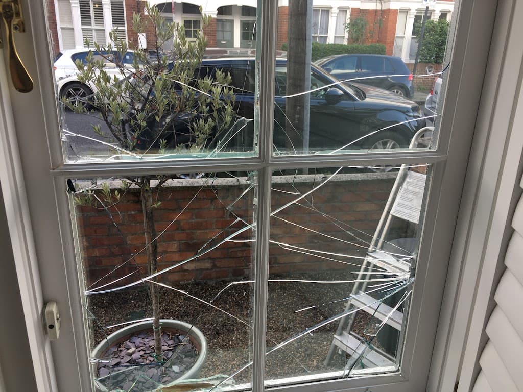 Swift Glazing Ltd (Emergency Glaziers)