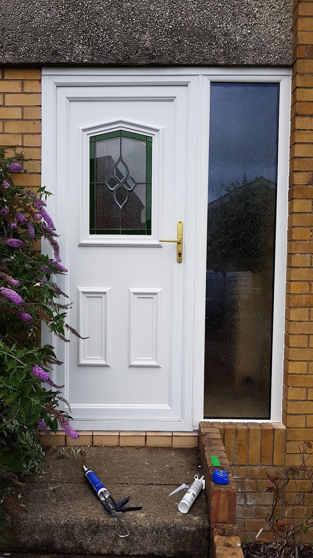 The window and door fixer