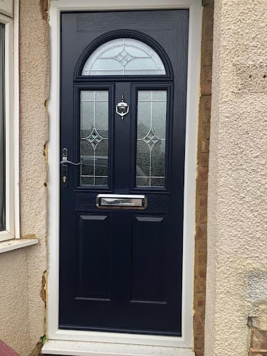 Reading Trade Windows — Customer photo