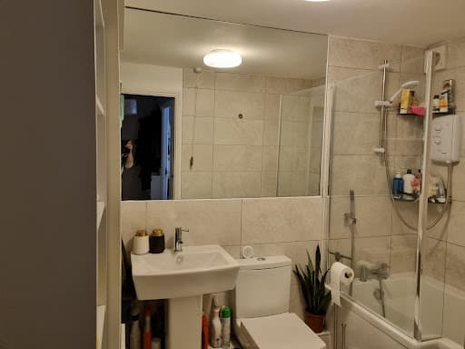 Wallington Glass | Emergency Glazing & Boarding Services by Expert Emergency Glaziers | 24/7 Glass Window and Door Repair — Customer photo