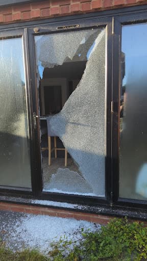 MK Glaziers — Customer photo