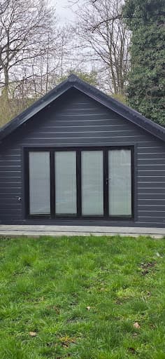 PKUK Windows — Customer photo