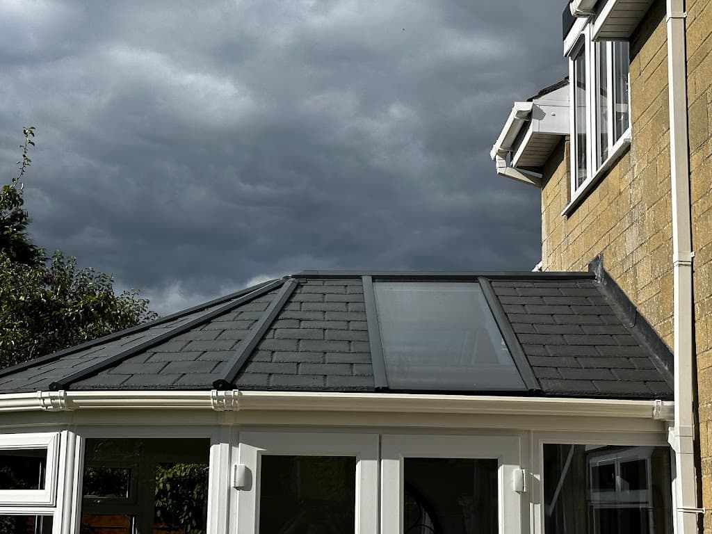 DL Windows Ltd