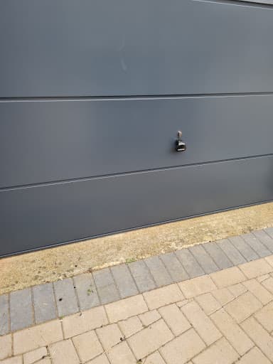 Dimensions Garage Doors — Customer photo