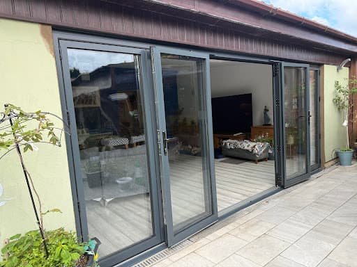 Caddy Windows — Customer photo