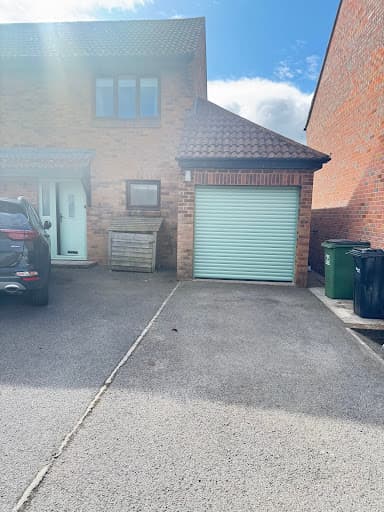 Dimensions Garage Doors — Customer photo